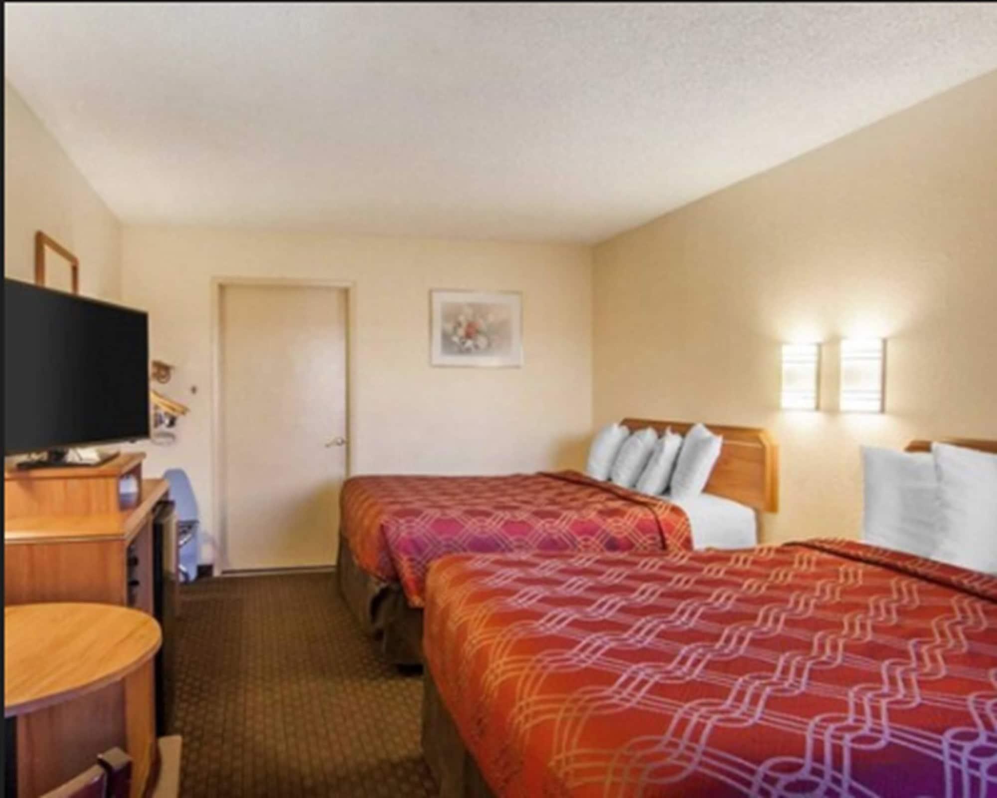 Hotel 6 Or Southeast