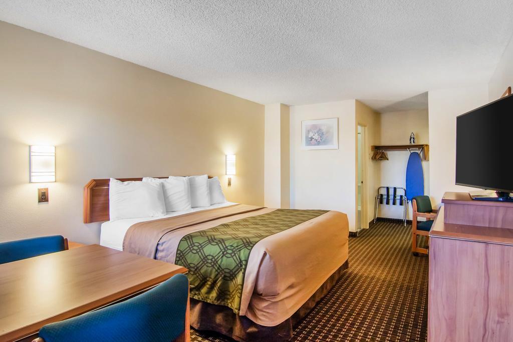 6 Or Southeast Hotel Portland