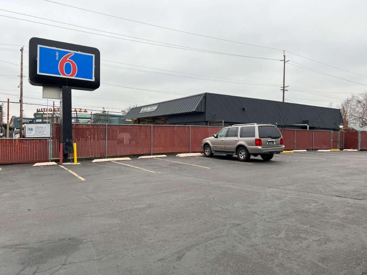 6 Or Southeast 2* Portland