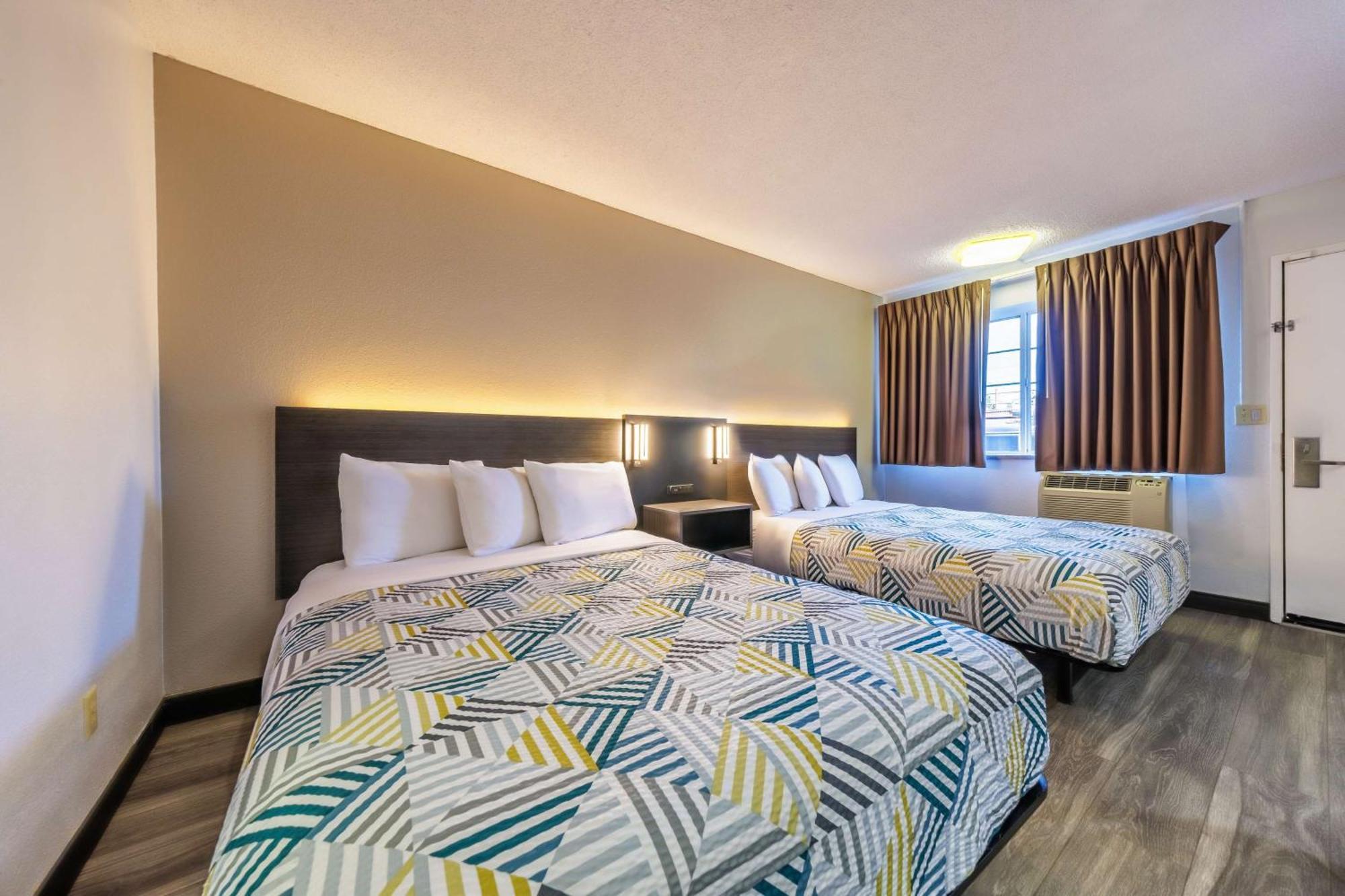 6 Or Southeast Hotel 2*